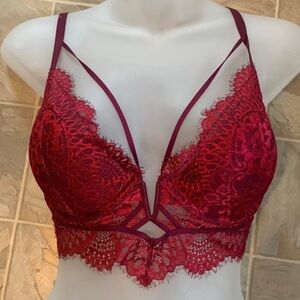La Senza, size 34B, diva beyond sexy deep plunge bra, deep red wine color, lace